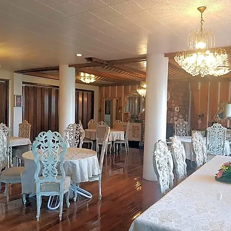 Villa Silvina Hotel And Restaurant Baguio City-3
